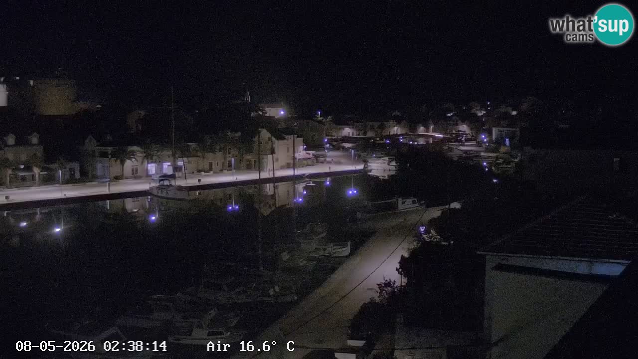Camera Hvar Vrboska marina | isla de Hvar | Dalmacia