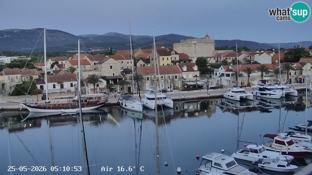 Camera Hvar Vrboska marina | isla de Hvar | Dalmacia