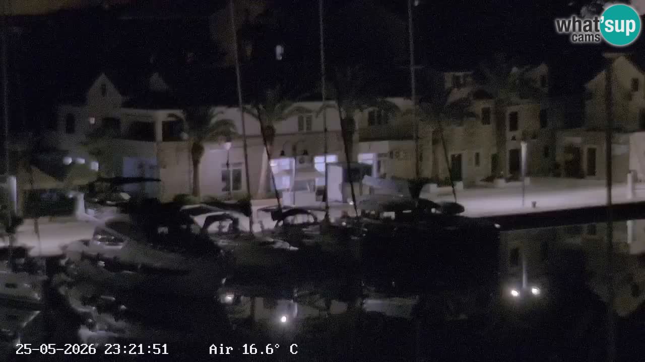Kamera Hvar Vrboska marina | | Dalmacija