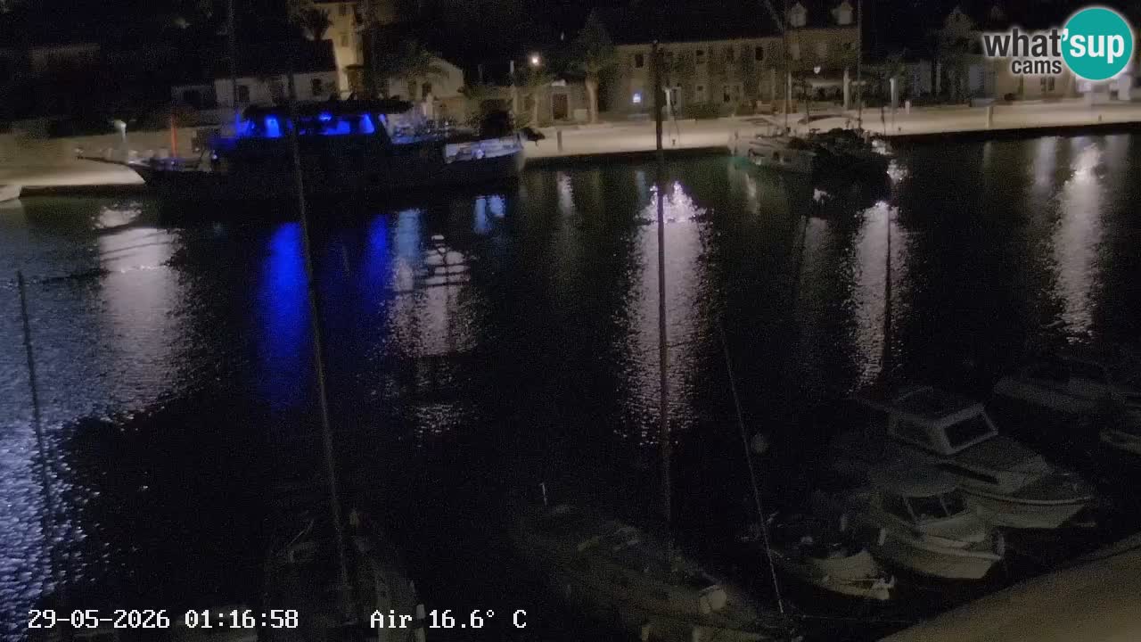 Camera Hvar Vrboska marina | isla de Hvar | Dalmacia