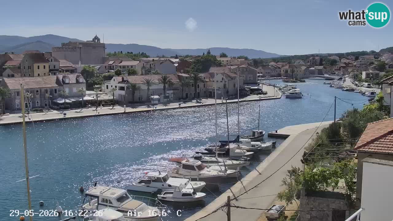 Camera Hvar Vrboska marina | isla de Hvar | Dalmacia