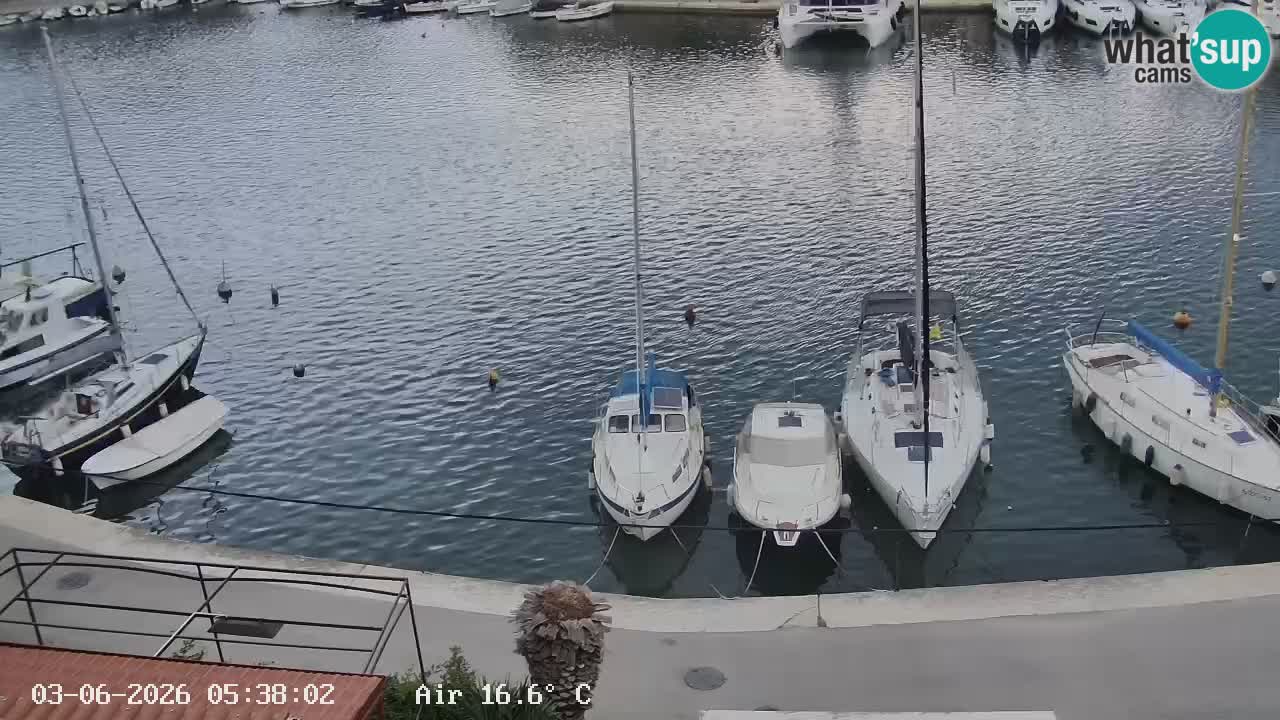 Camera Hvar Vrboska marina | isla de Hvar | Dalmacia