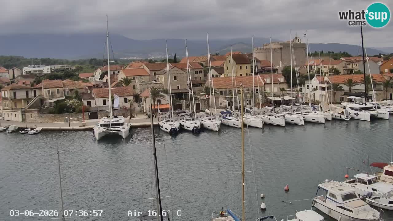 Camera Hvar Vrboska marina | isla de Hvar | Dalmacia