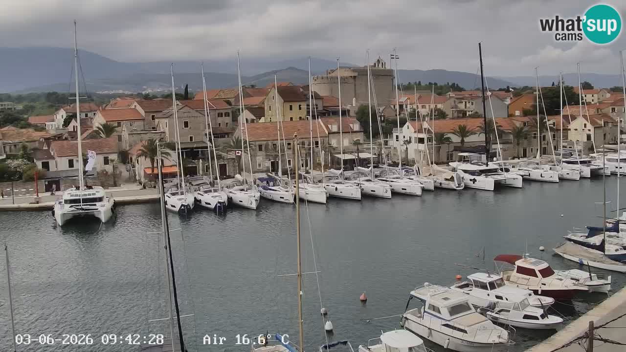 Camera Hvar Vrboska marina | isla de Hvar | Dalmacia