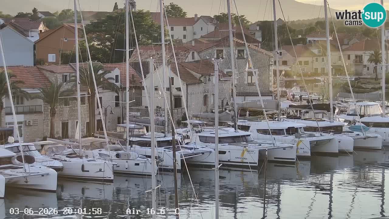 Camera Hvar Vrboska marina | isla de Hvar | Dalmacia