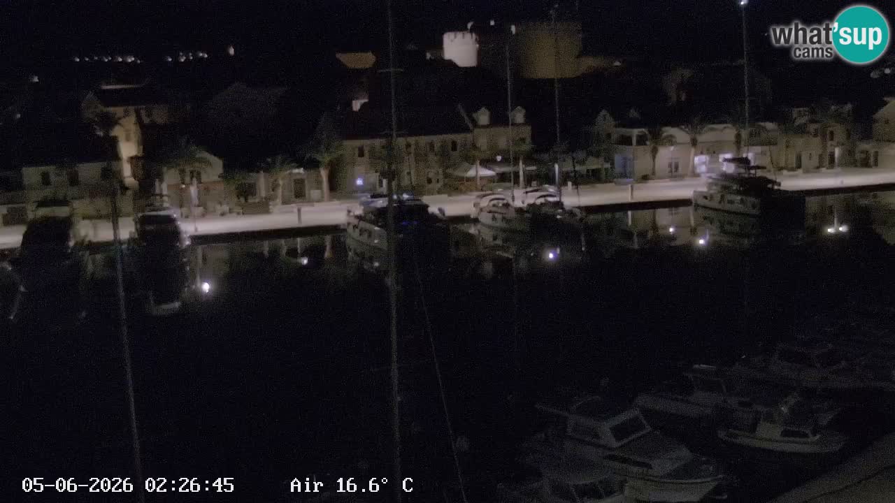 Kamera Hvar Vrboska marina | | Dalmacija