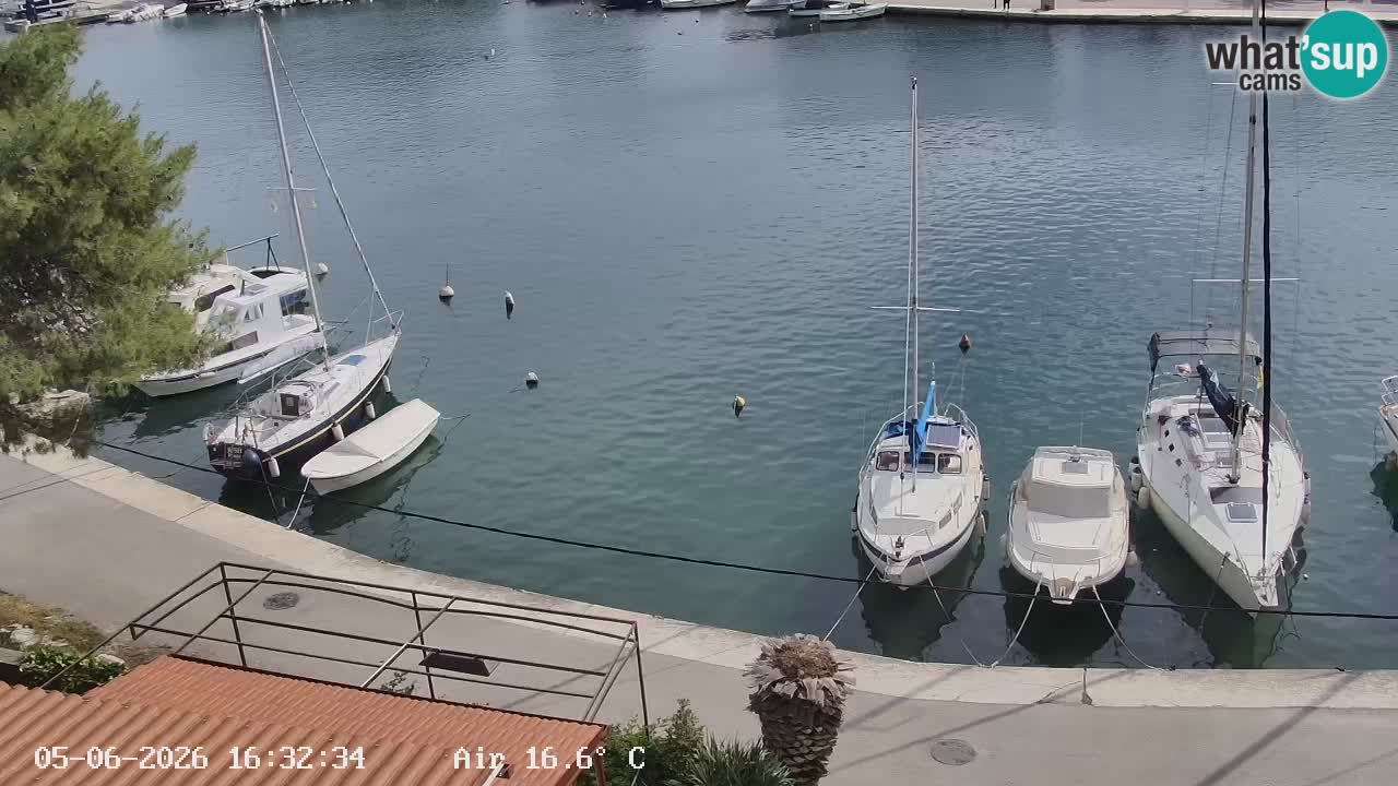 Livecam Vrboska marina | Hvar island | Dalmatia