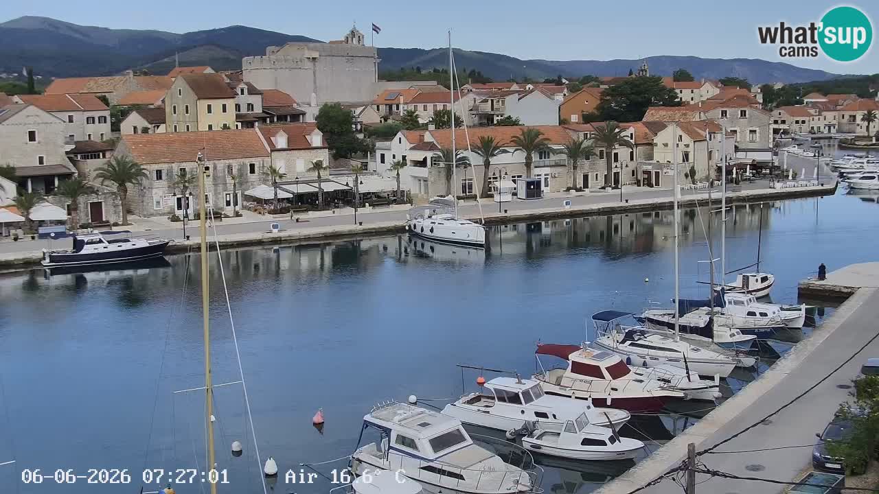 Camera Hvar Vrboska marina | isla de Hvar | Dalmacia