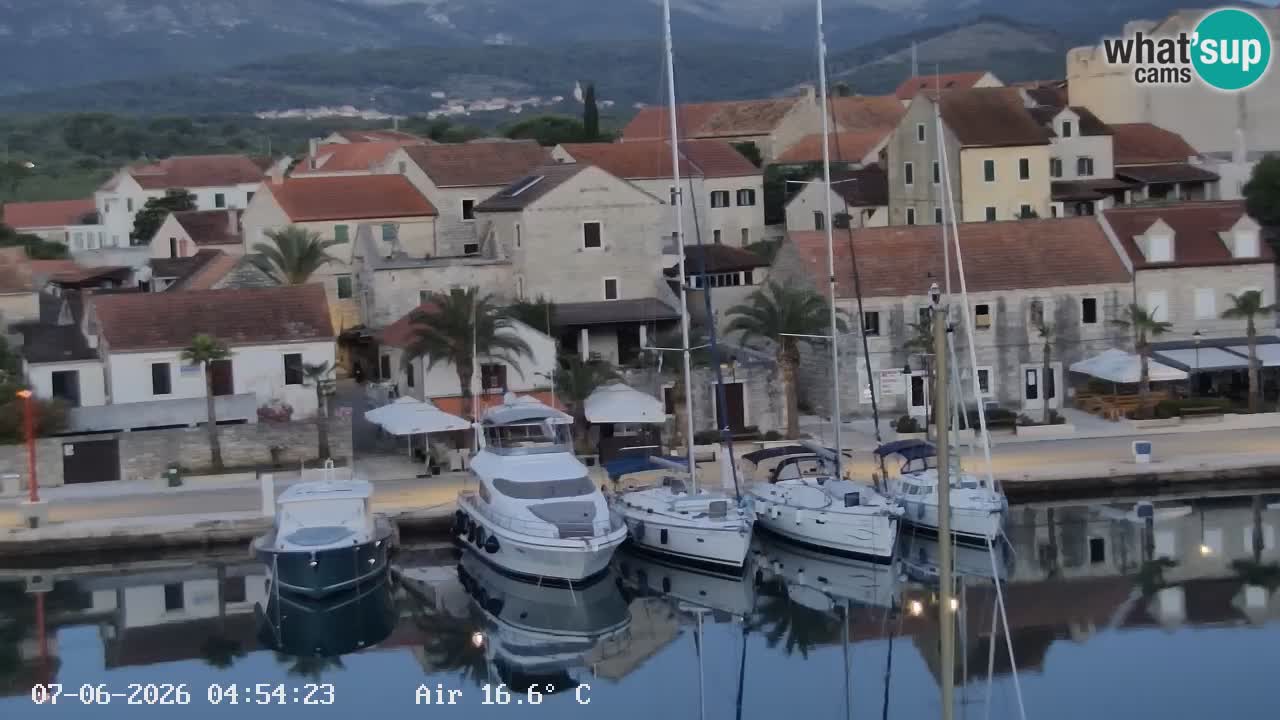 Kamera Hvar Vrboska marina | | Dalmacija