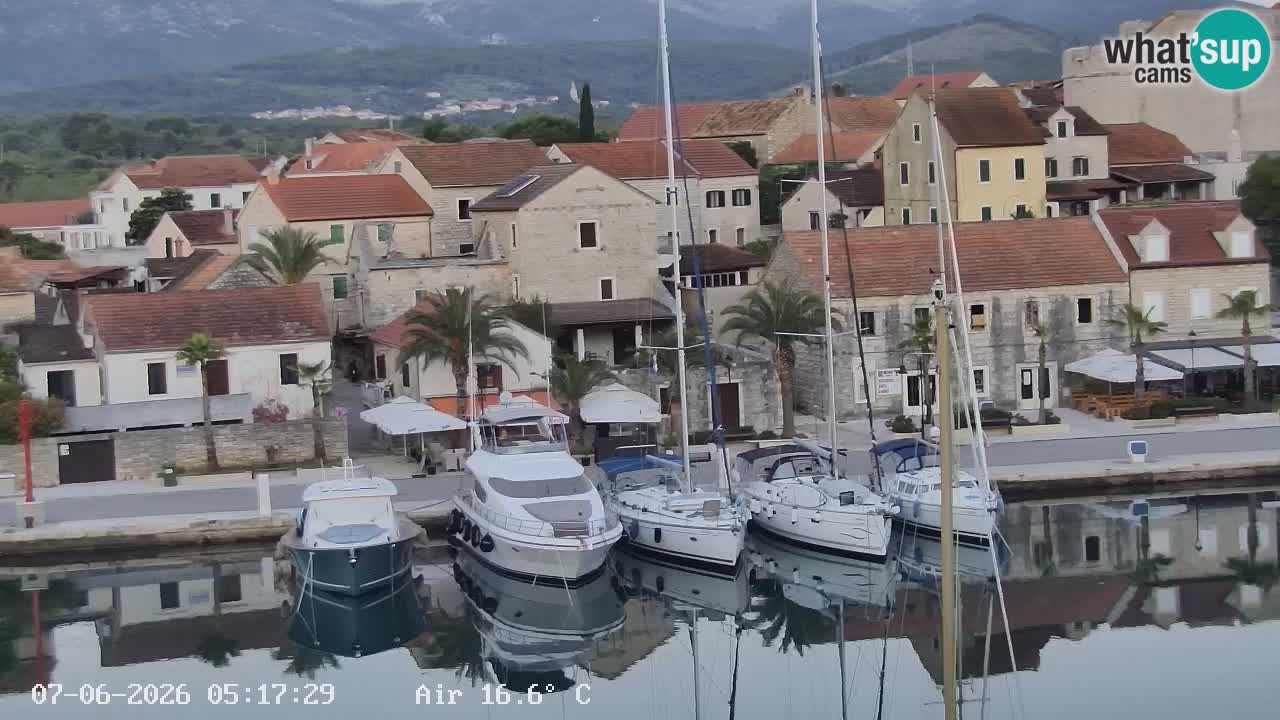 Kamera Hvar Vrboska marina | | Dalmacija