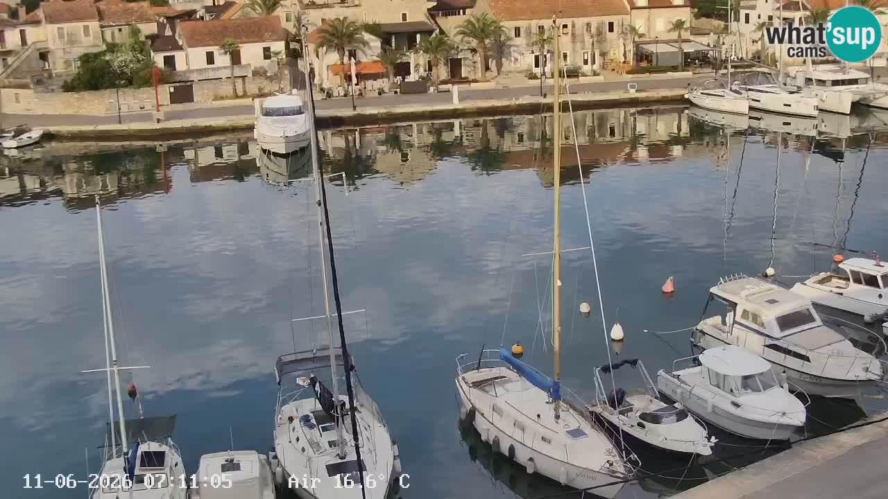 Kamera Hvar Vrboska marina | | Dalmacija