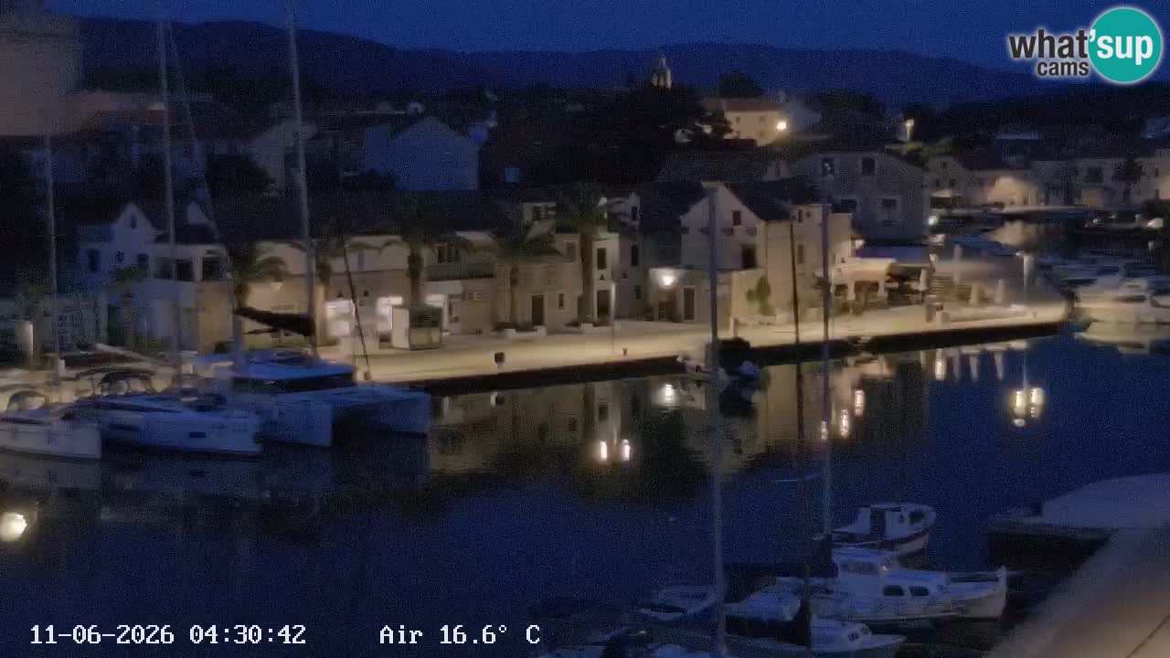 Kamera Hvar Vrboska marina | | Dalmacija