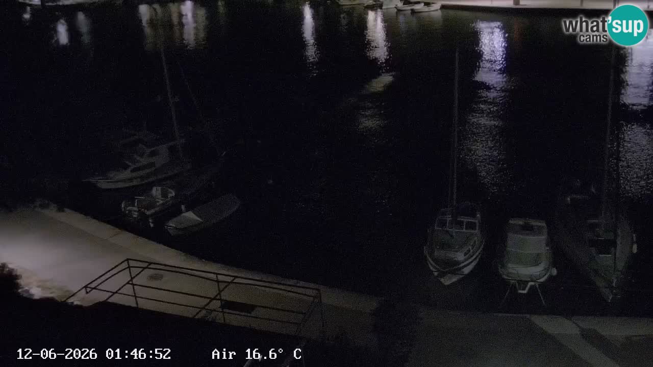 Kamera Hvar Vrboska marina | | Dalmacija