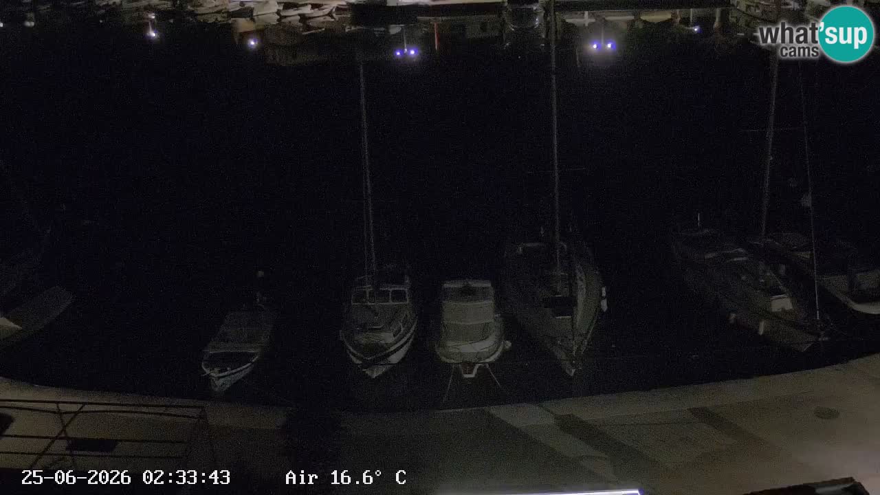 Kamera Hvar Vrboska marina | | Dalmacija