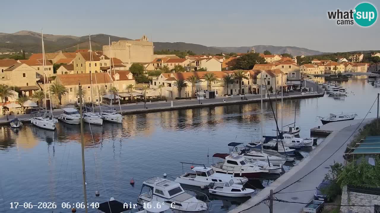 Kamera Hvar Vrboska marina | | Dalmacija