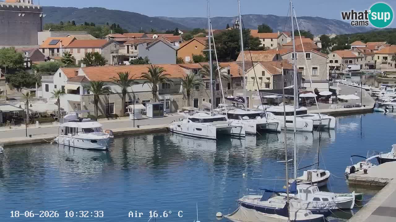 Kamera Hvar Vrboska marina | | Dalmacija