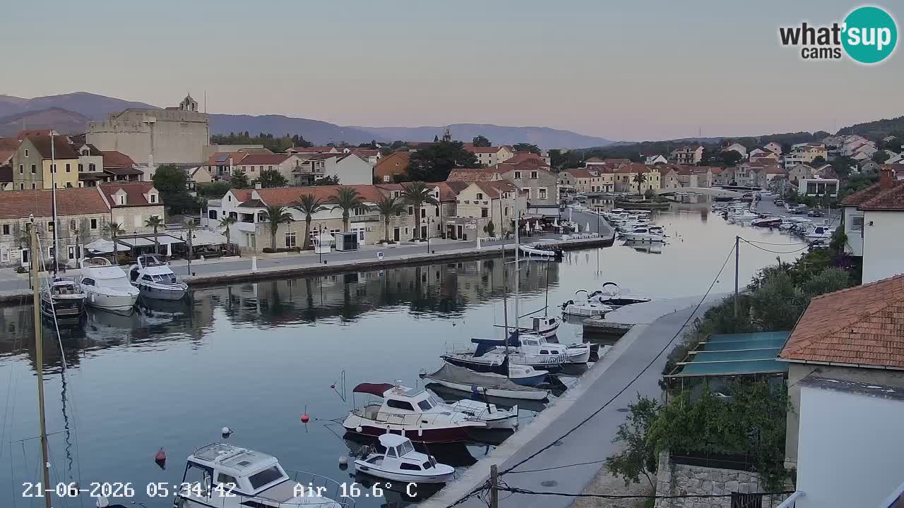 Kamera Hvar Vrboska marina | | Dalmacija