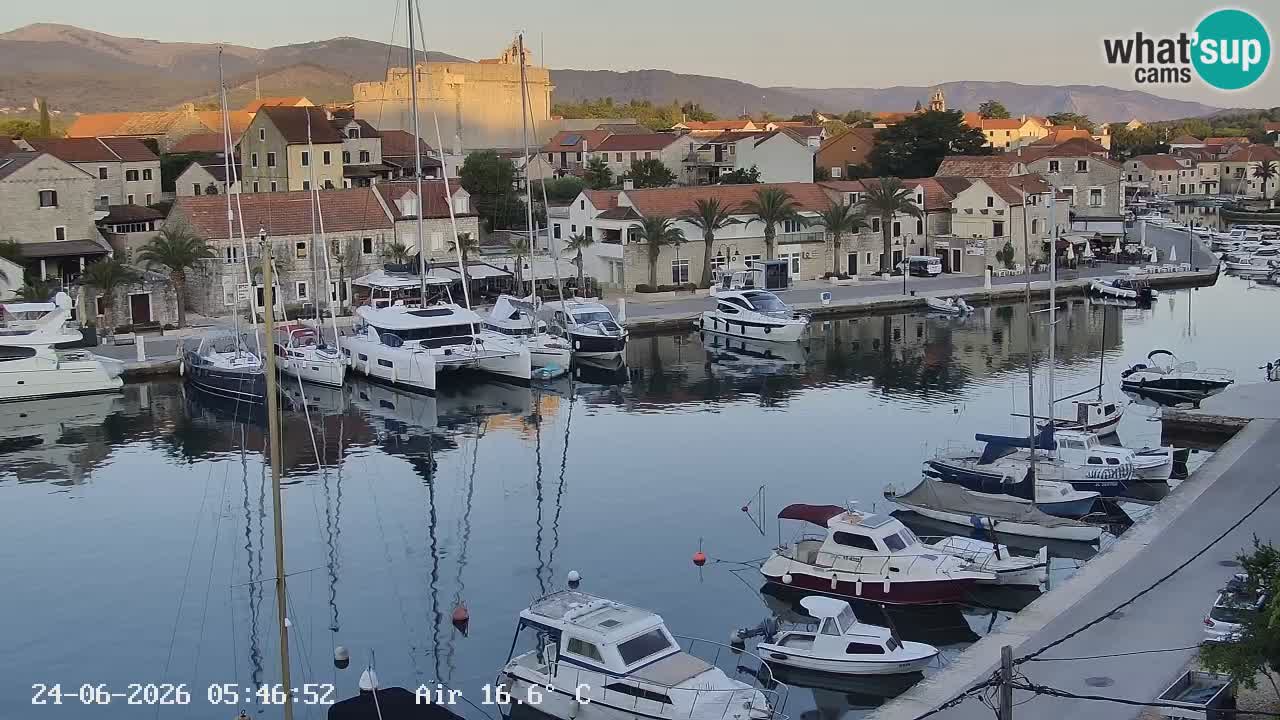 Camera Hvar Vrboska marina | isla de Hvar | Dalmacia