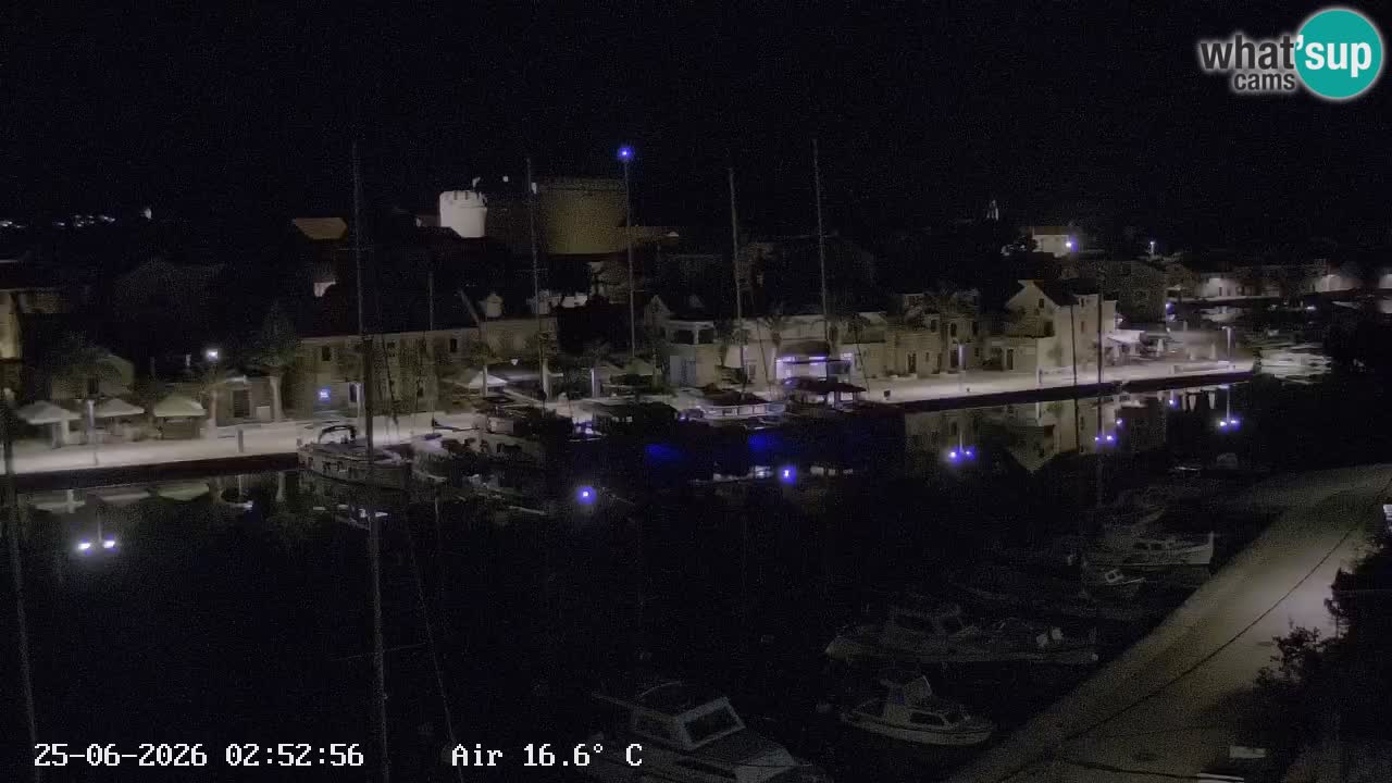 Camera Hvar Vrboska marina | isla de Hvar | Dalmacia