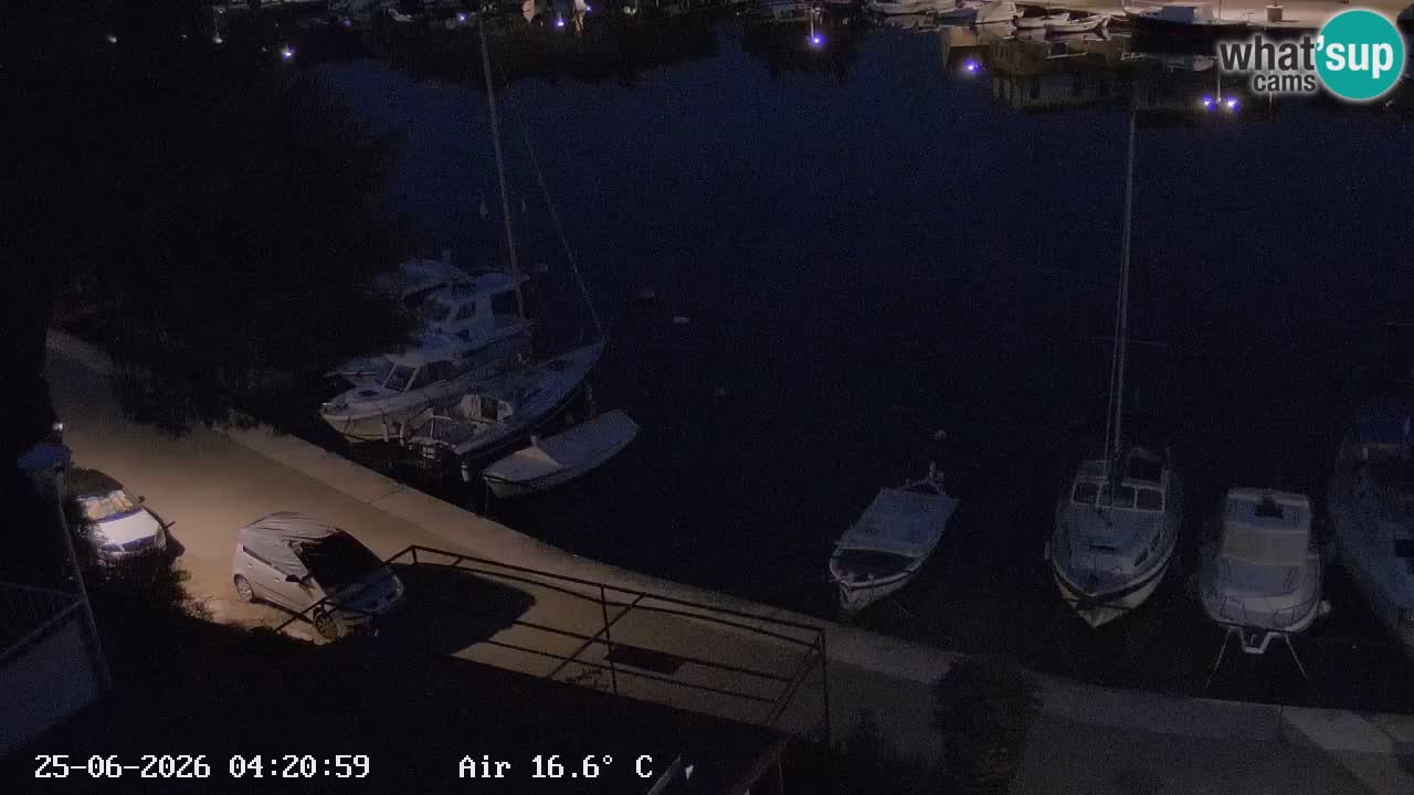 Camera Hvar Vrboska marina | isla de Hvar | Dalmacia