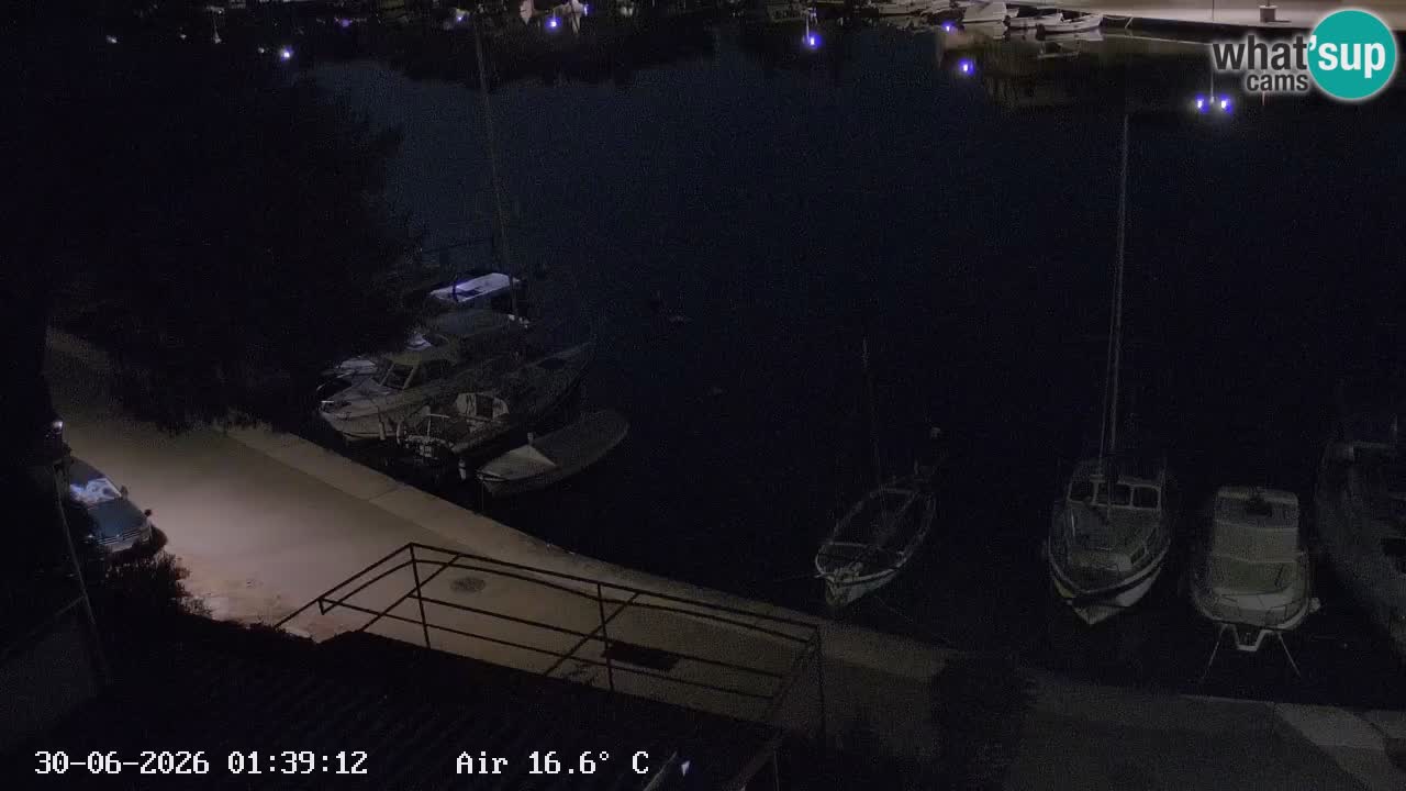 Kamera Hvar Vrboska marina | | Dalmacija