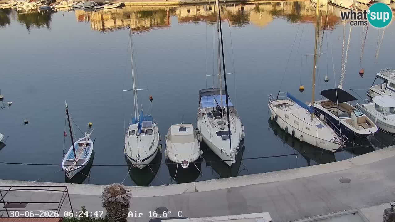 Kamera Hvar Vrboska marina | | Dalmacija