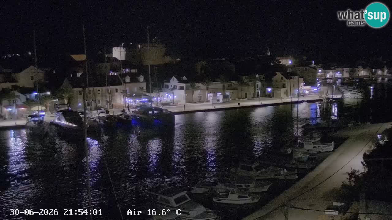 Camera Hvar Vrboska marina | isla de Hvar | Dalmacia