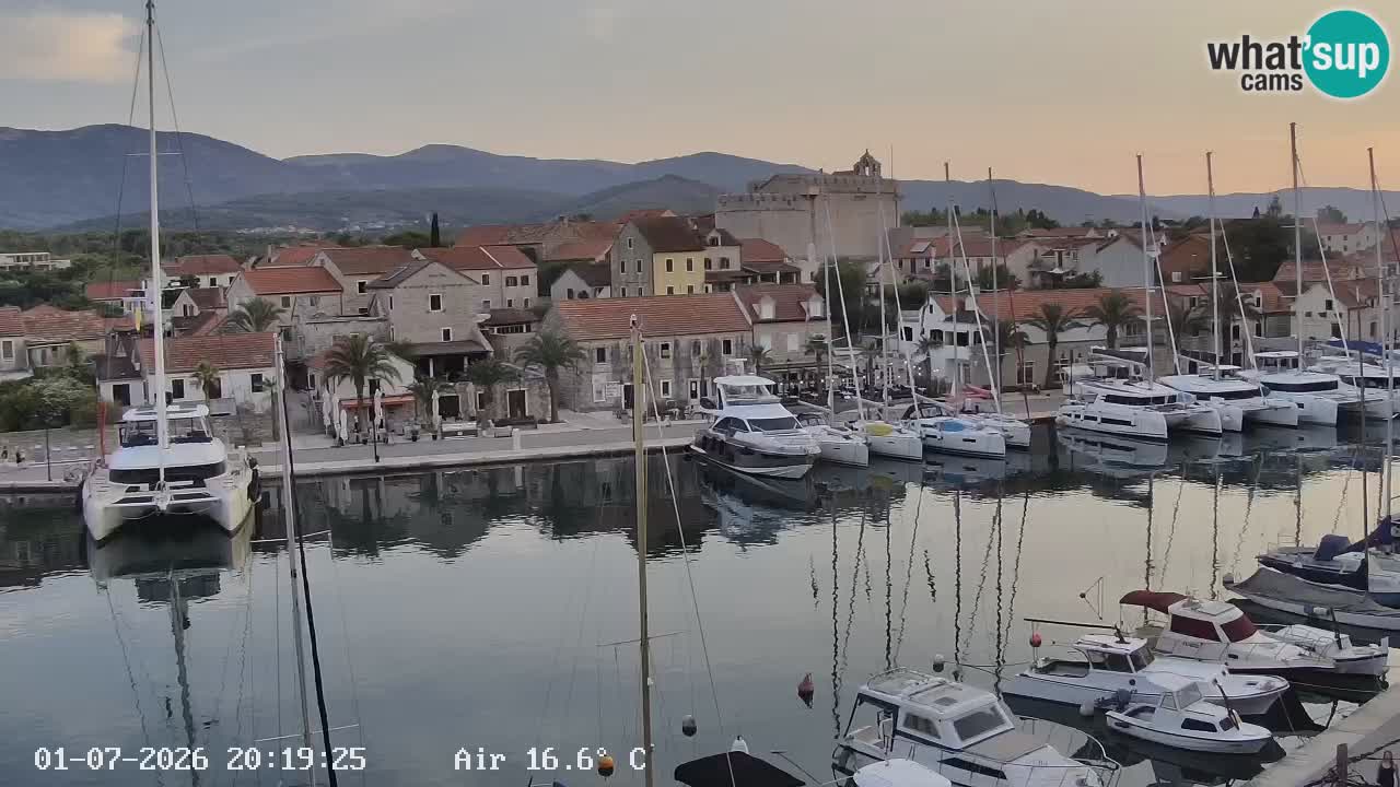 Kamera Hvar Vrboska marina | | Dalmacija
