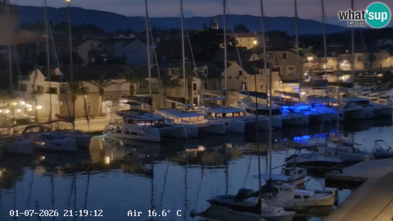 Kamera Hvar Vrboska marina | | Dalmacija