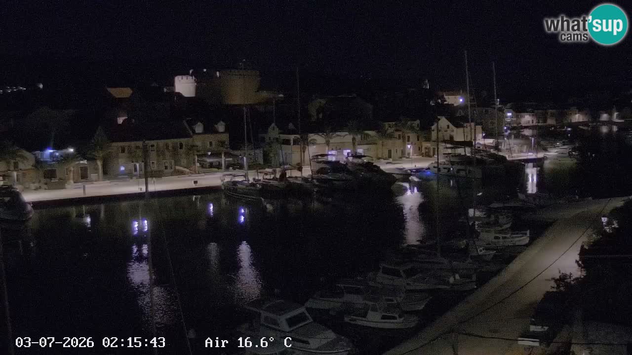 Camera Hvar Vrboska marina | isla de Hvar | Dalmacia