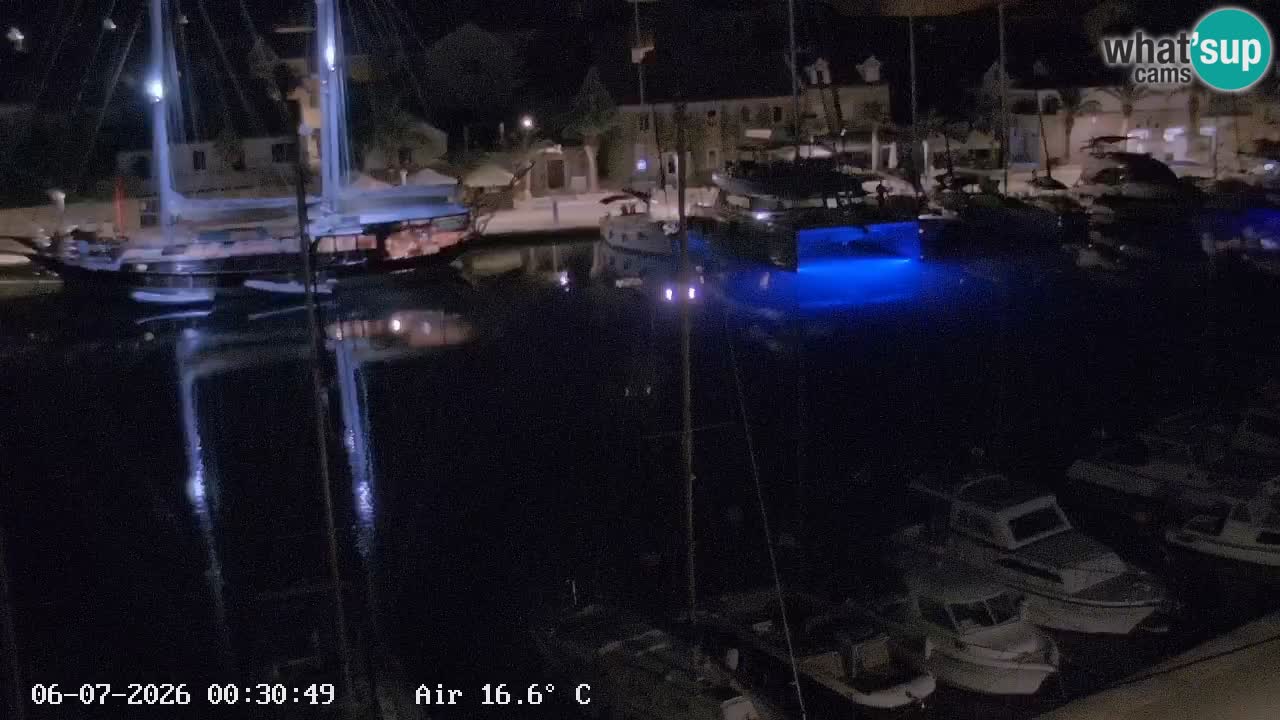 Livecam Hvar Vrboska marina | Île de Hvar | Dalmatia