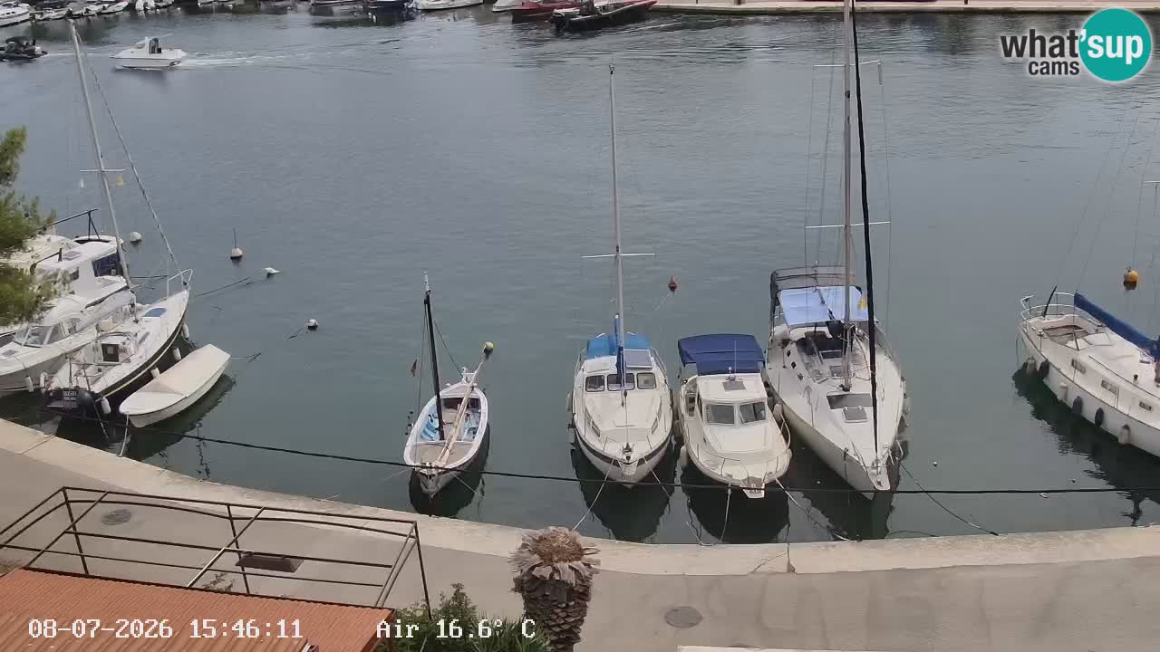 Kamera Hvar Vrboska marina | | Dalmacija