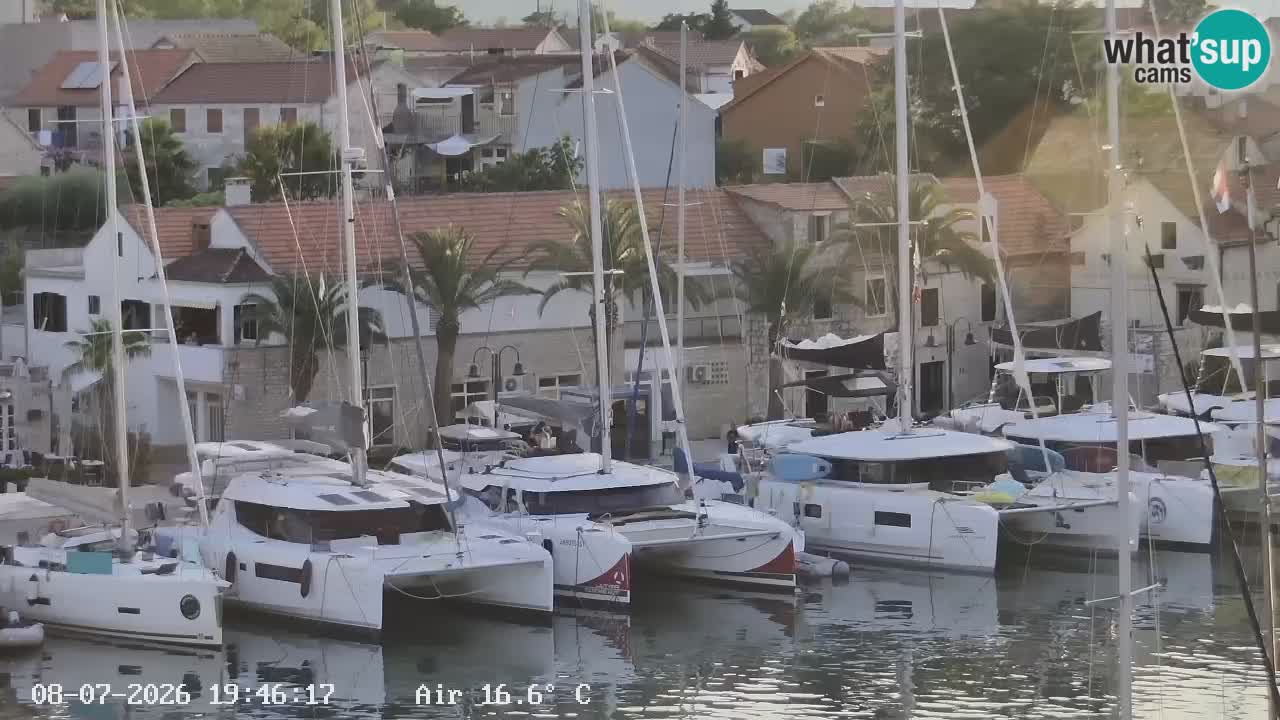 Livecam Hvar Vrboska marina | Île de Hvar | Dalmatia