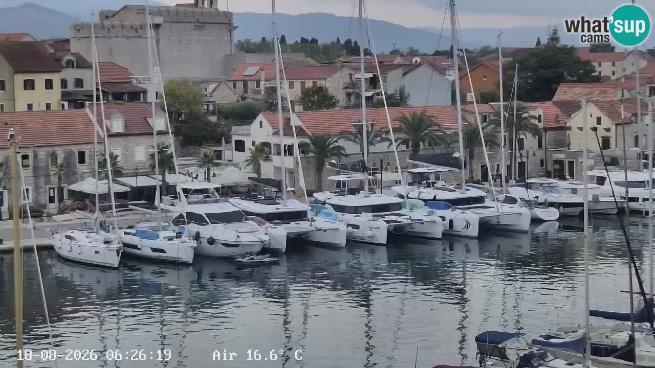 Kamera Hvar Vrboska marina | | Dalmacija