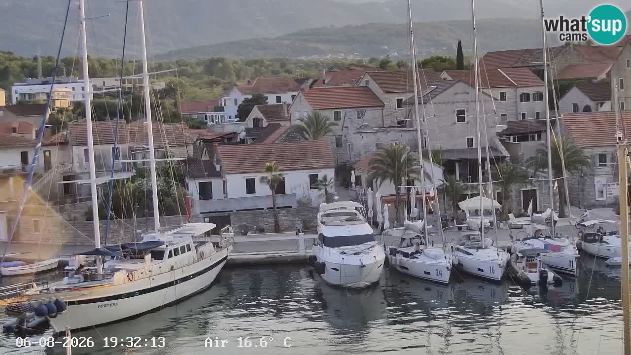 Livecam Hvar Vrboska marina | Île de Hvar | Dalmatia