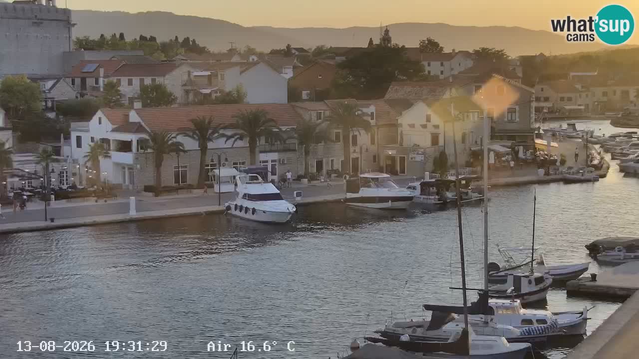Kamera Hvar Vrboska marina | | Dalmacija