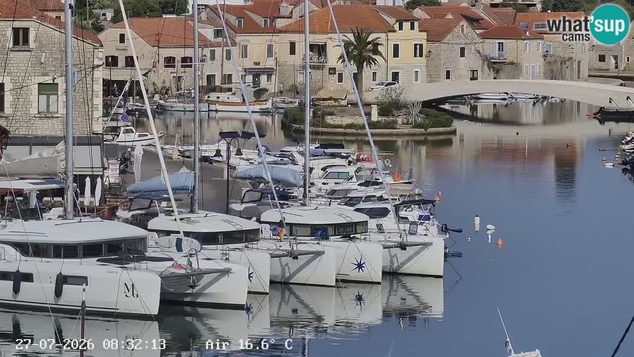 Camera Hvar Vrboska marina | isla de Hvar | Dalmacia