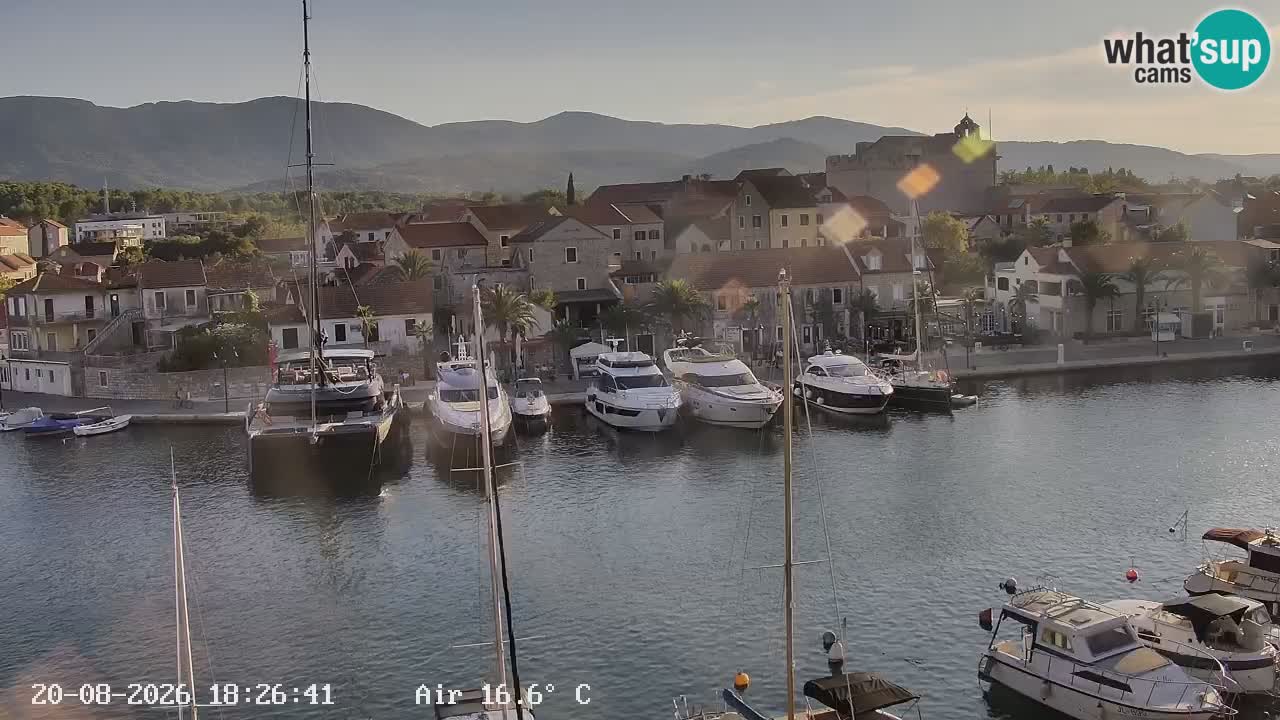 Camera Hvar Vrboska marina | isla de Hvar | Dalmacia
