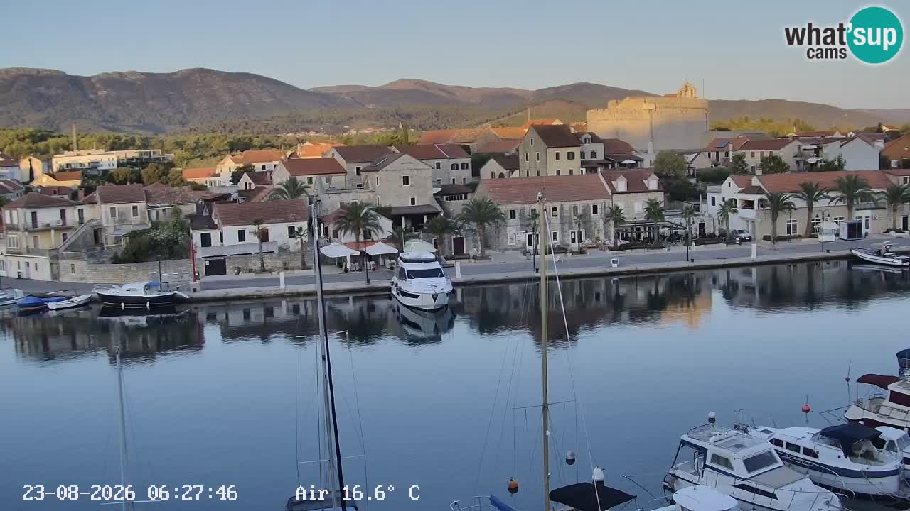 Camera Hvar Vrboska marina | isla de Hvar | Dalmacia