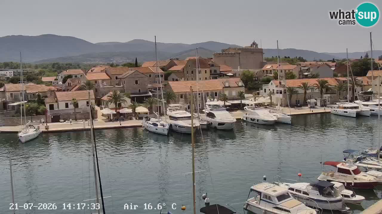 Kamera Hvar Vrboska marina | | Dalmacija
