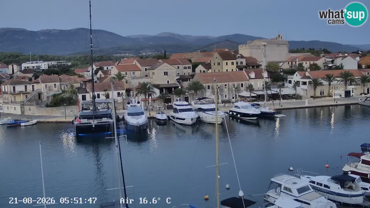 Camera Hvar Vrboska marina | isla de Hvar | Dalmacia