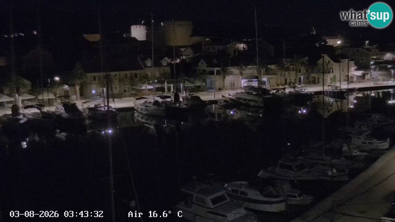 Camera Hvar Vrboska marina | isla de Hvar | Dalmacia
