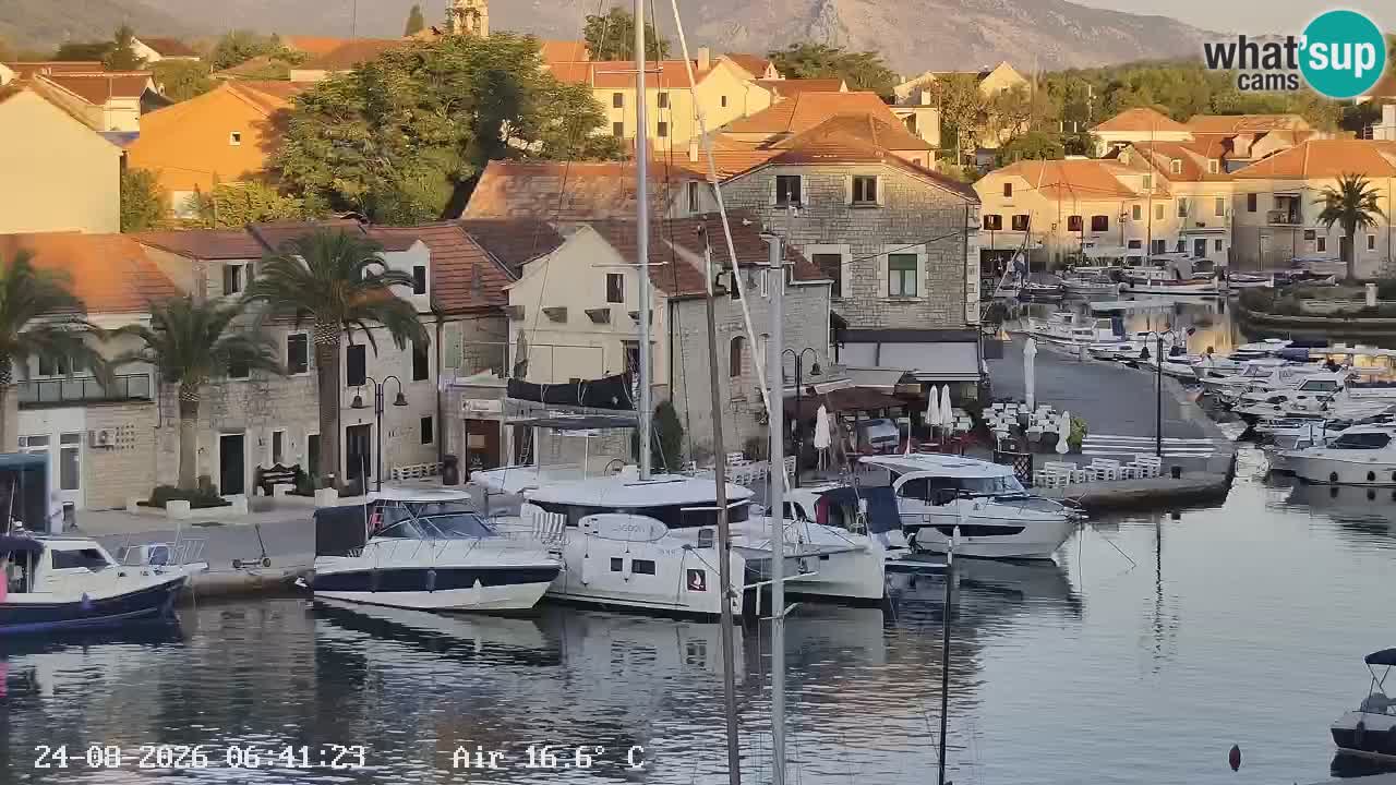 Camera Hvar Vrboska marina | isla de Hvar | Dalmacia