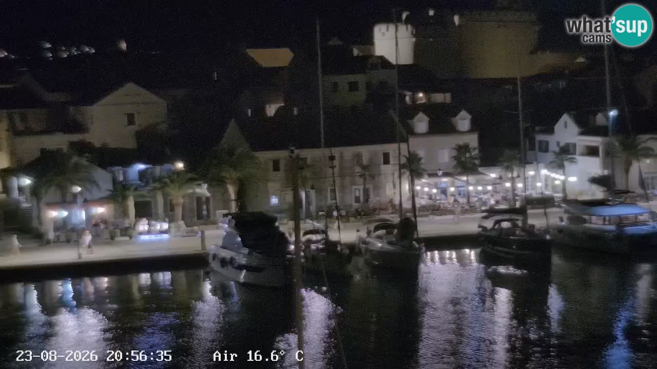 Camera Hvar Vrboska marina | isla de Hvar | Dalmacia
