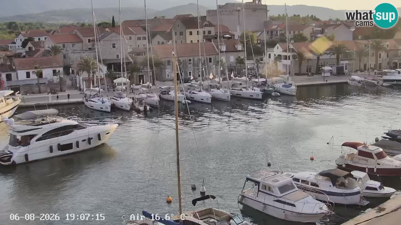 Kamera Hvar Vrboska marina | | Dalmacija
