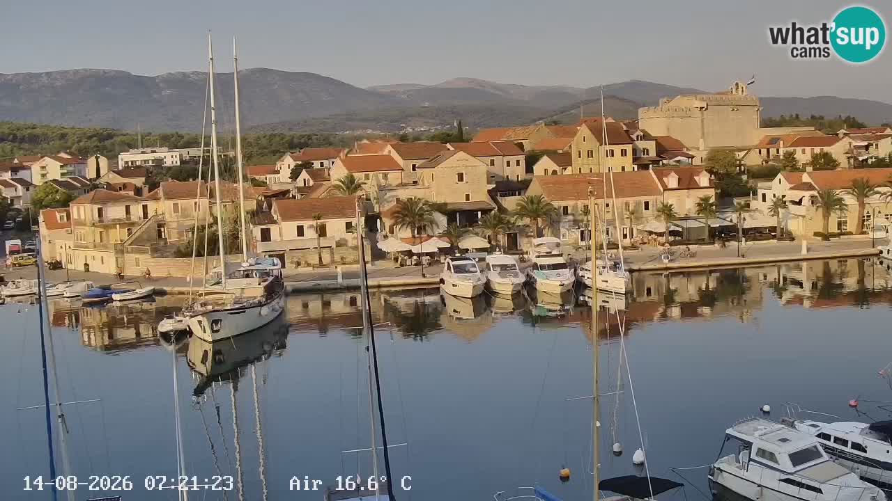 Kamera Hvar Vrboska marina | | Dalmacija