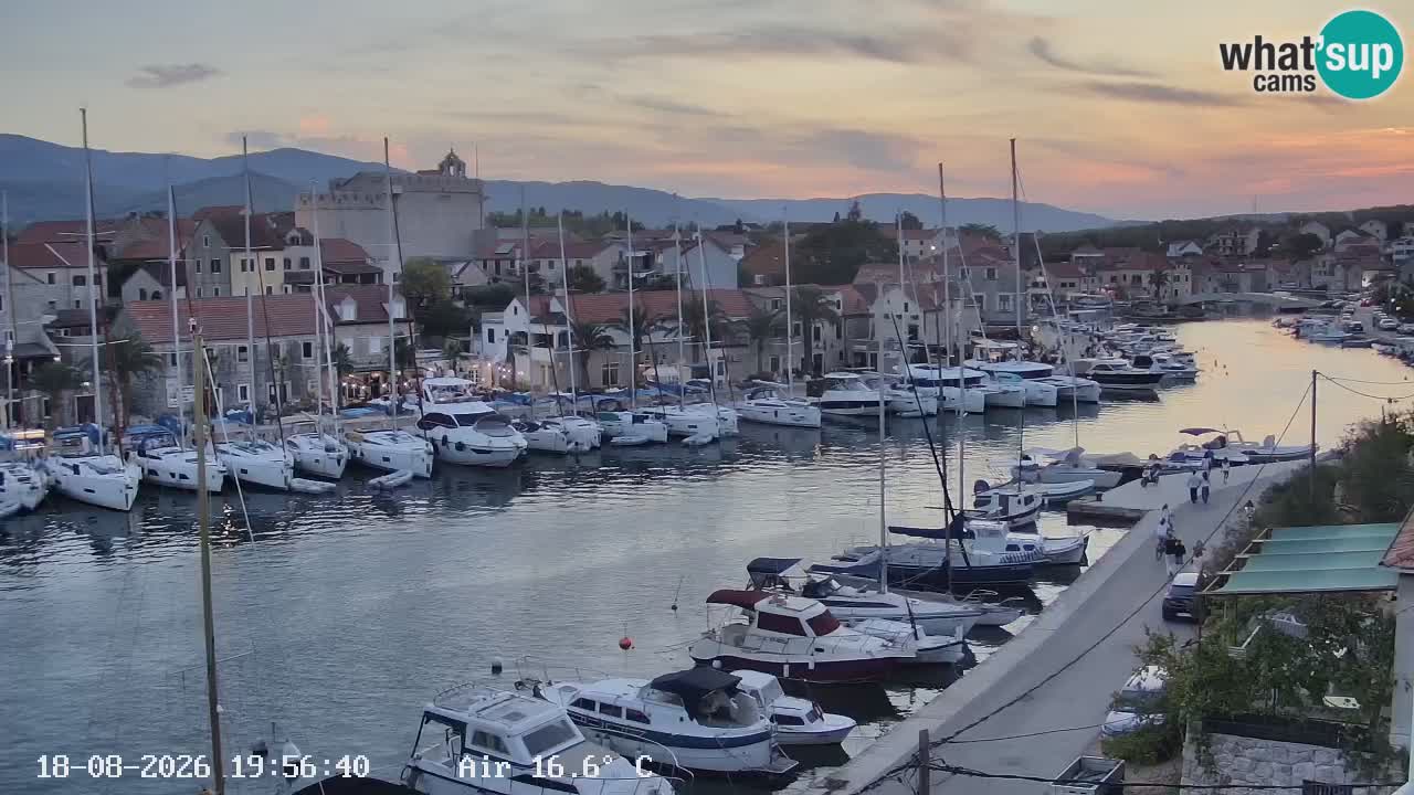 Kamera Hvar Vrboska marina | | Dalmacija