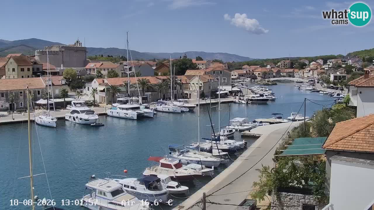 Kamera Hvar Vrboska marina | | Dalmacija