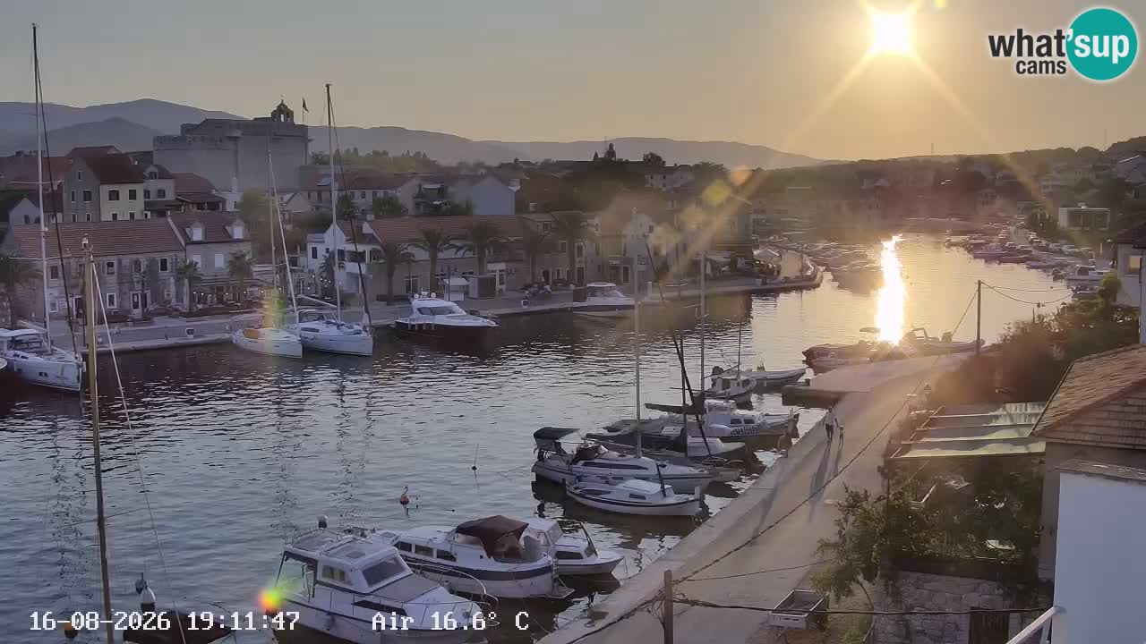 Camera Hvar Vrboska marina | isla de Hvar | Dalmacia