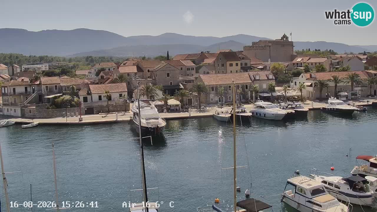 Camera Hvar Vrboska marina | isla de Hvar | Dalmacia